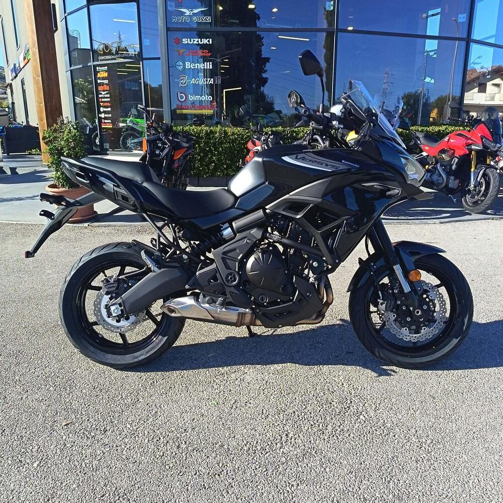 Kawasaki Versys 650 (2025 - 26) (2)