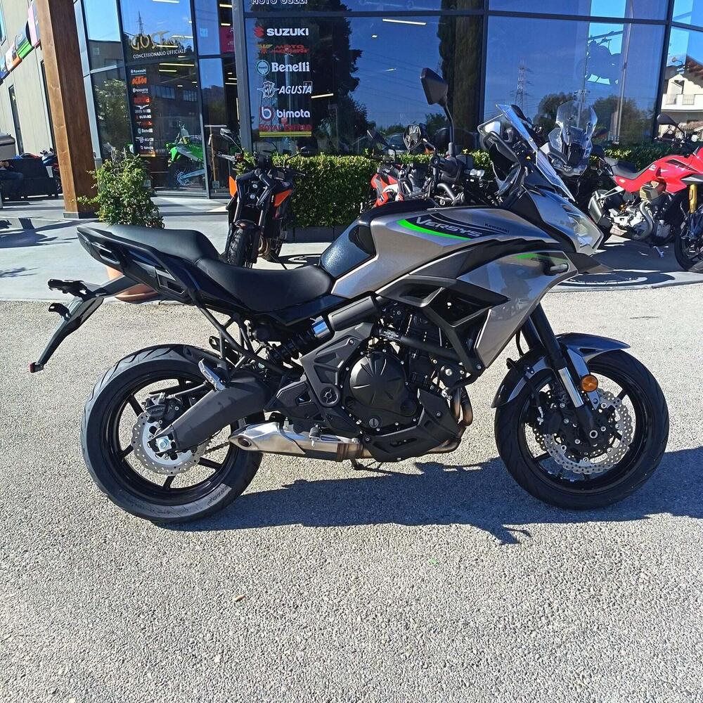 Kawasaki Versys 650 (2025 - 26) (2)