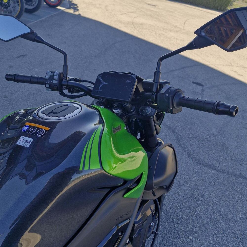 Kawasaki Z 900 (2025 - 26) (6)
