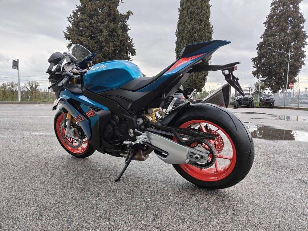 Aprilia RSV4 1100 (2025 - 26) (4)