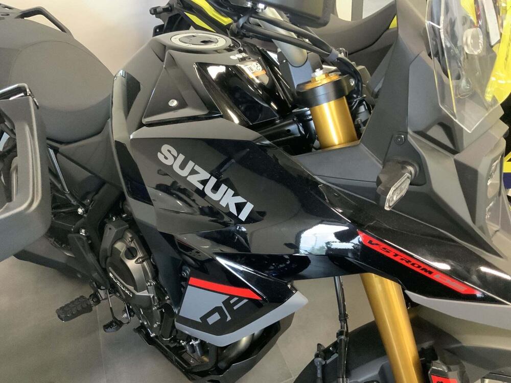 Suzuki V-Strom 800DE (2025 - 26) (2)