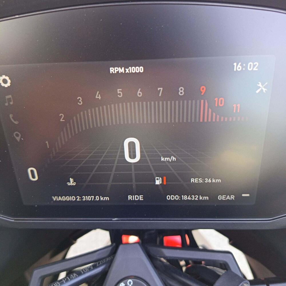 Moto Morini X-Cape 650 (2021 - 26) (7)