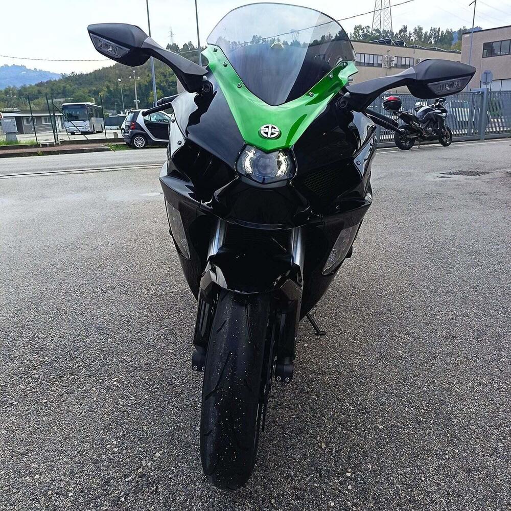 Kawasaki Ninja H2 SX SE Performance (2022) (5)