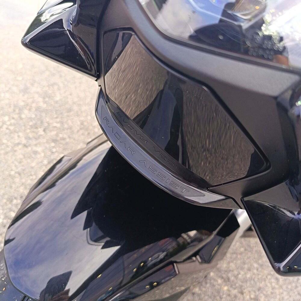 Kawasaki Ninja H2 SX SE Performance (2022) (11)