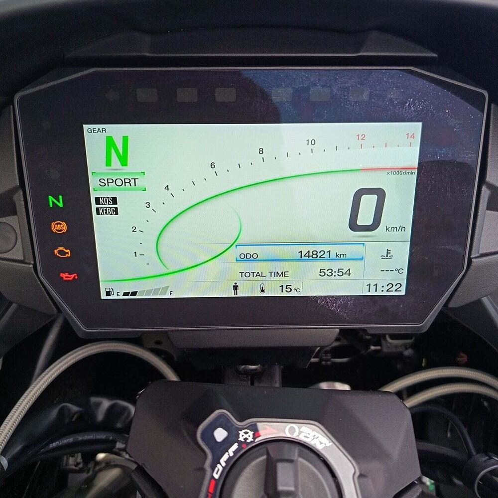 Kawasaki Ninja H2 SX SE Performance (2022) (15)