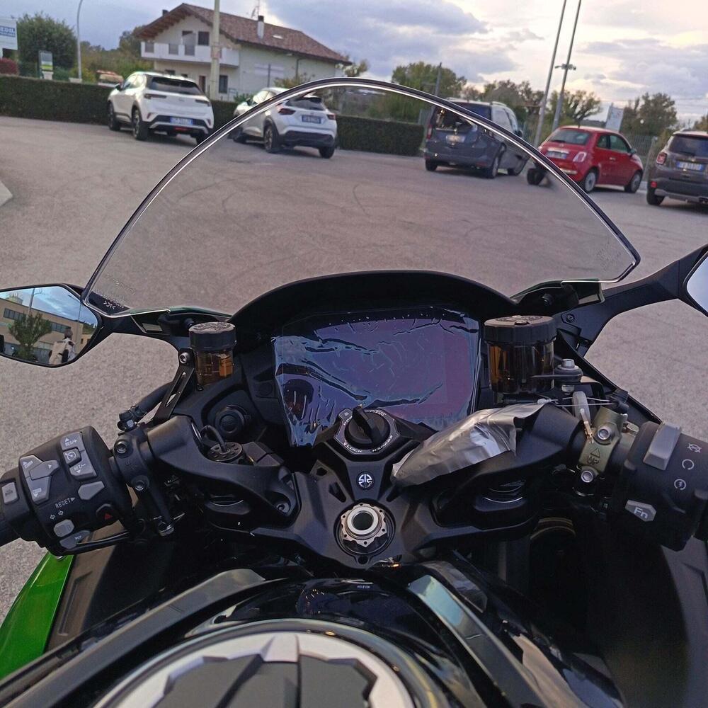 Kawasaki Ninja H2 SX SE (2023 - 26) (9)