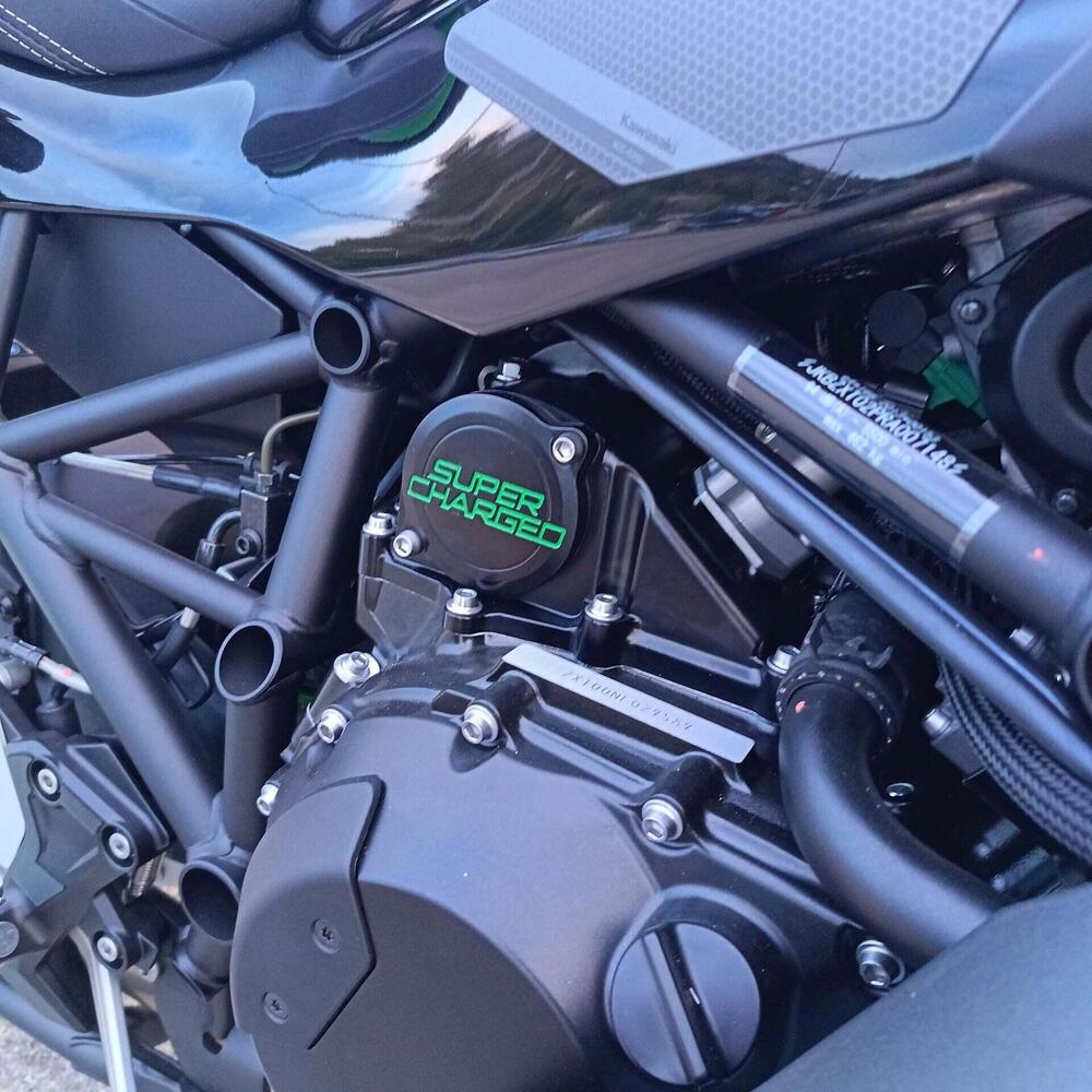 Kawasaki Ninja H2 SX SE (2023 - 26) (14)