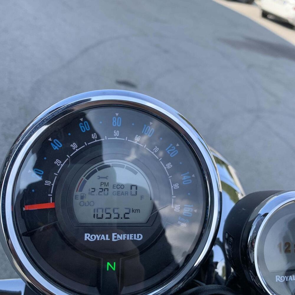 Royal Enfield Meteor 350 Aurora (2024 - 26) (6)