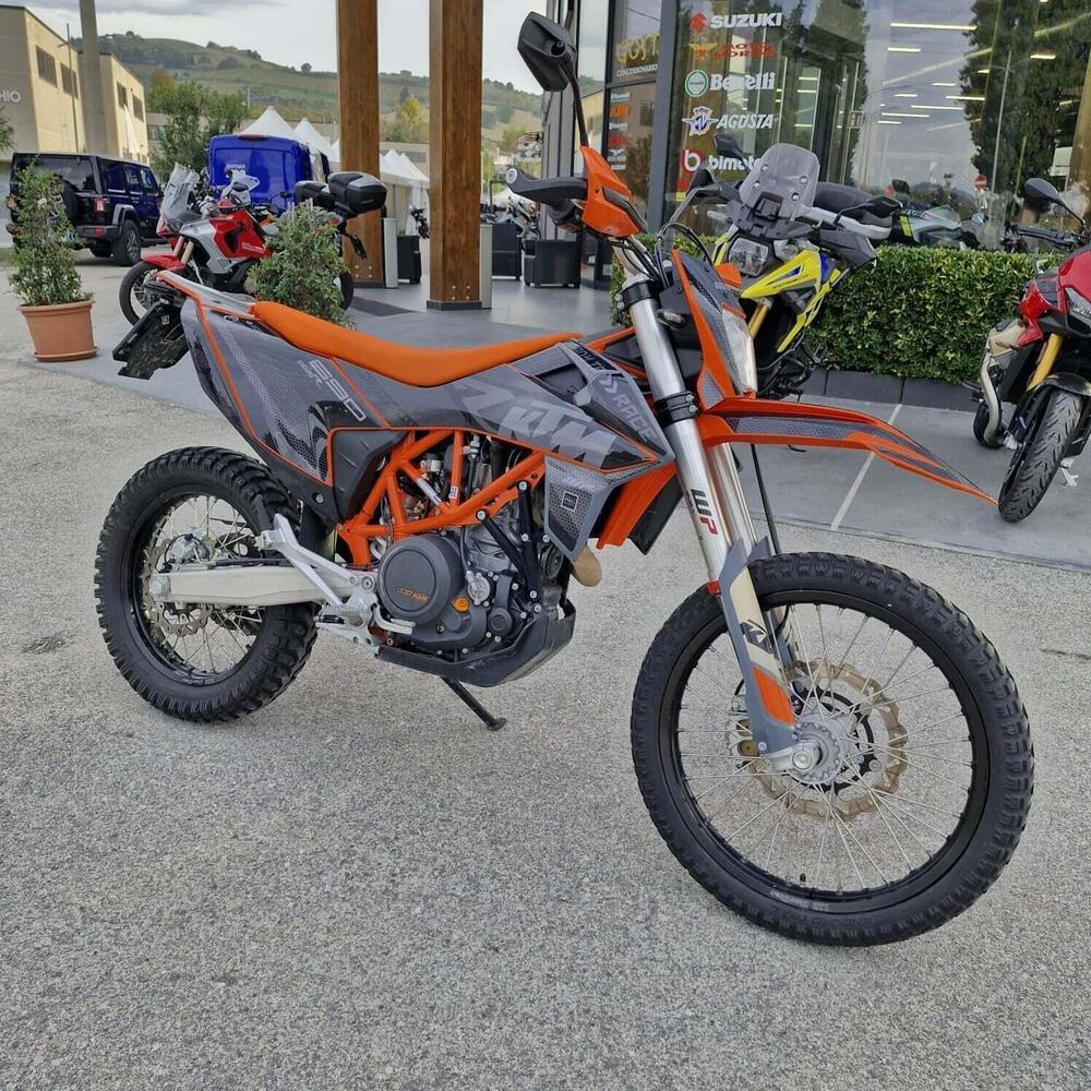 KTM 690 Enduro R (2022 - 25) (6)