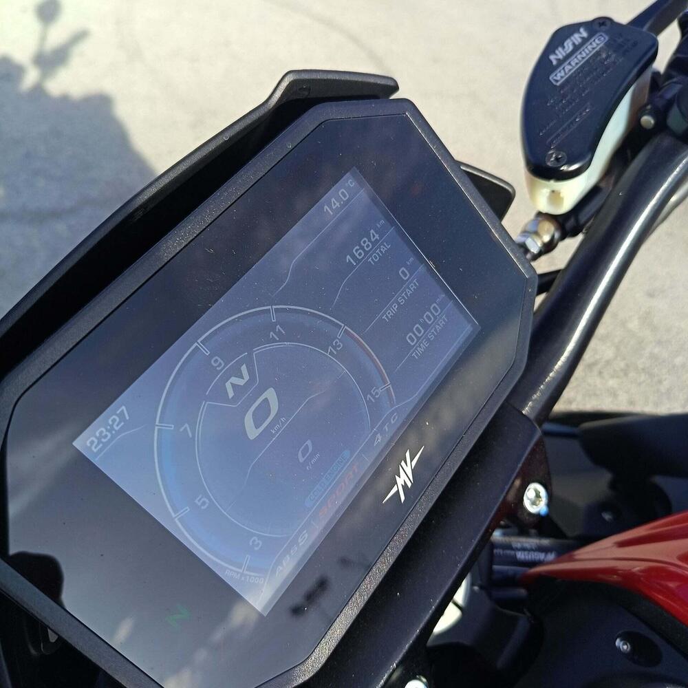 MV Agusta Brutale 800 Rosso (2021 - 23) (11)