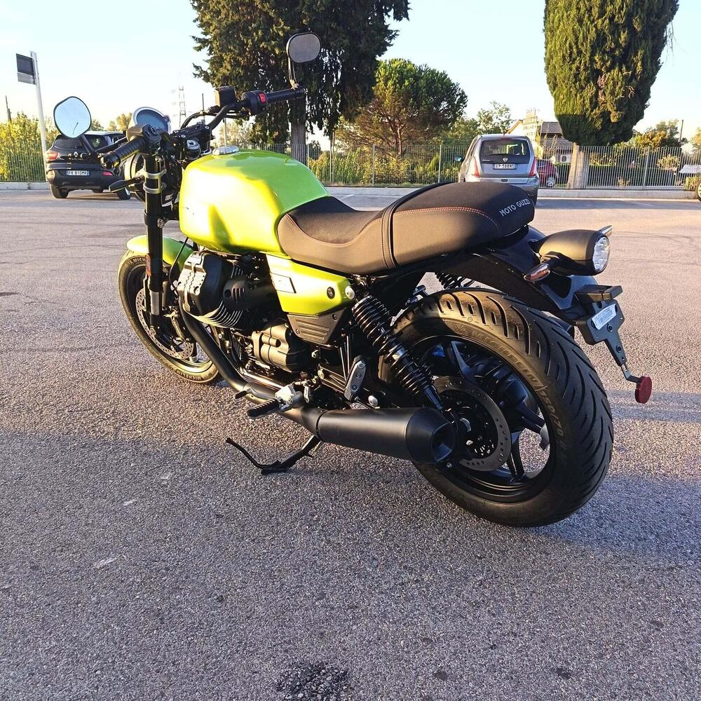 Moto Guzzi V7 Sport (2025 - 26) (5)