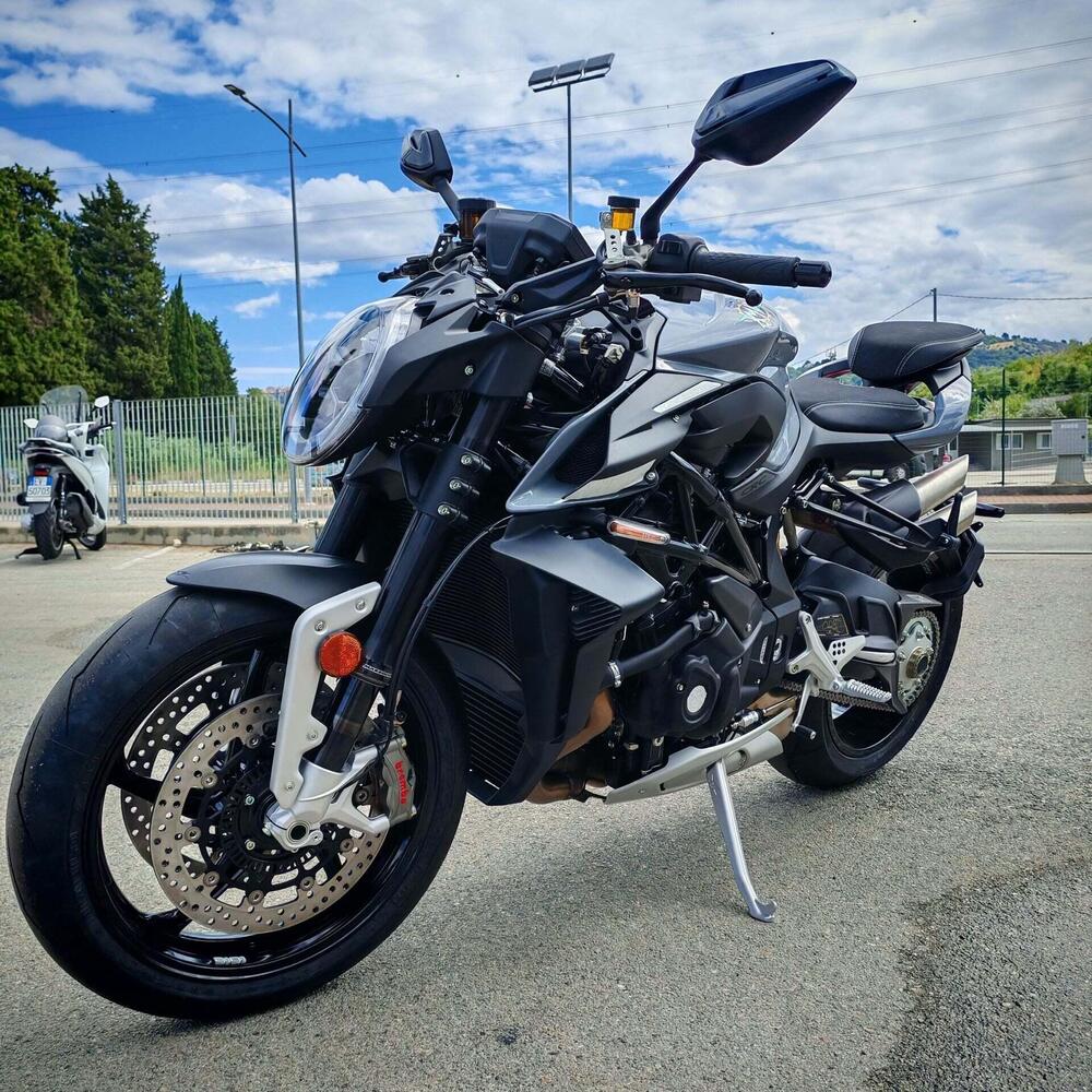 MV Agusta Brutale 1000 RS (2022 - 26) (3)