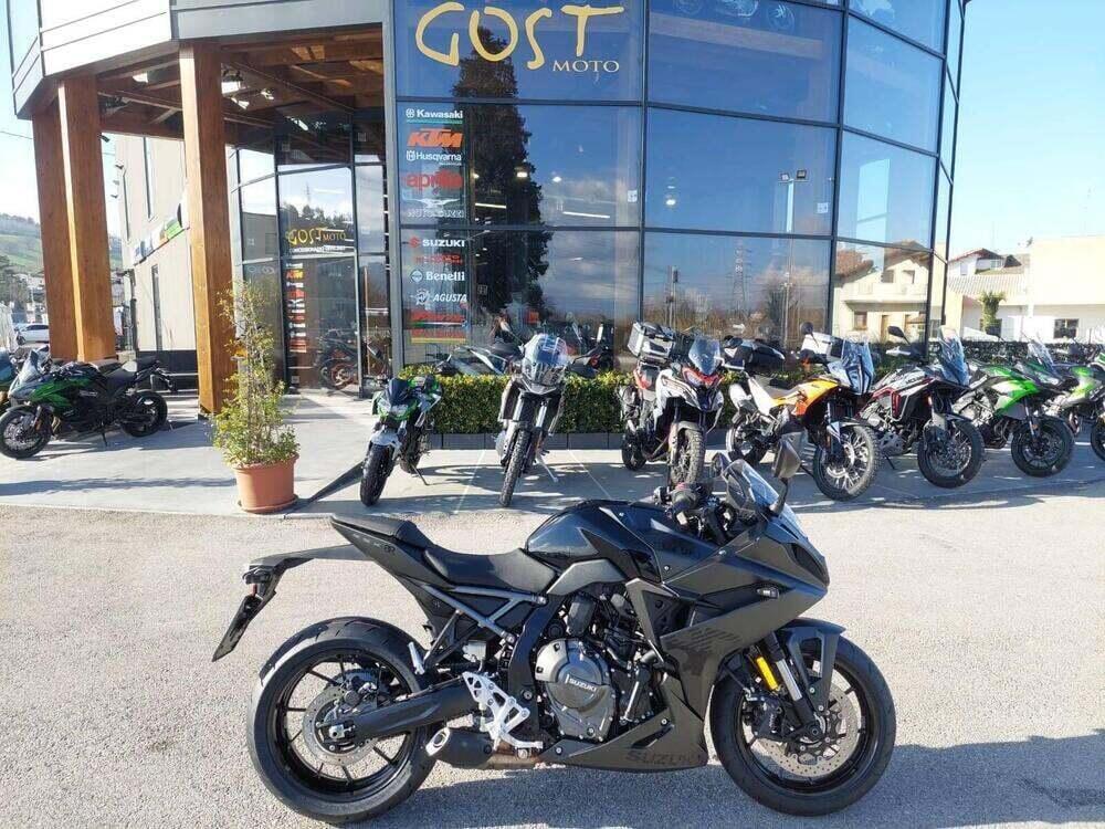 Suzuki GSX-8R (2024 - 26)