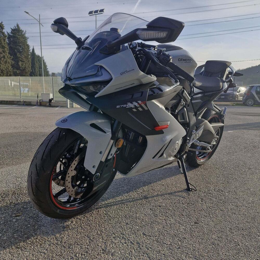 CFMOTO 675SR-R (2025 - 26) (5)