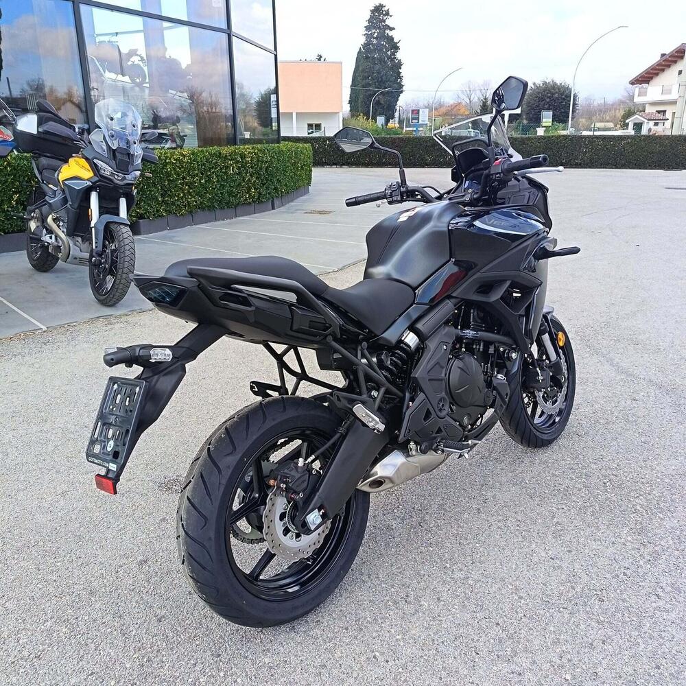 Kawasaki Versys 650 (2025 - 26) (8)