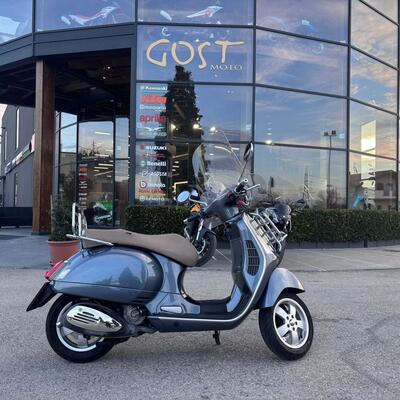 Vespa GTS 300 Touring (2010 - 13) usata