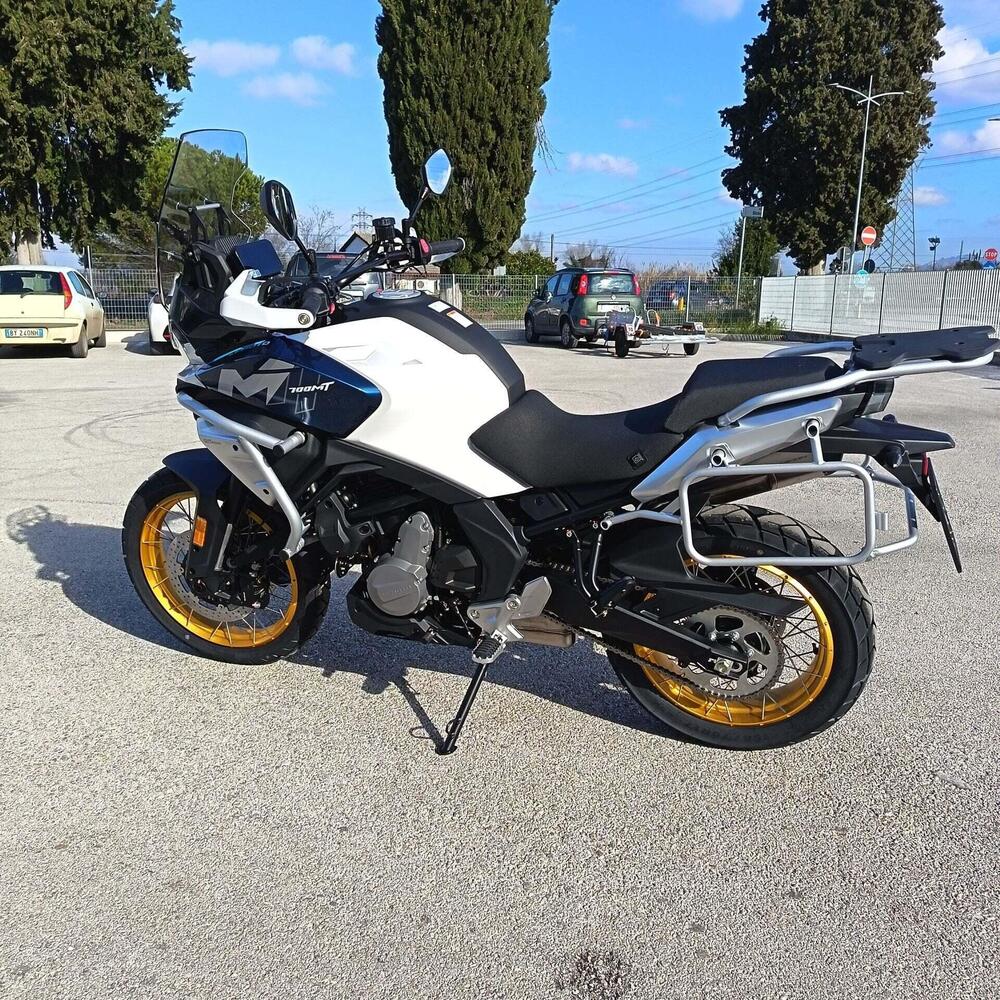 CFMOTO 700MT Adventure (2025 - 26) (8)