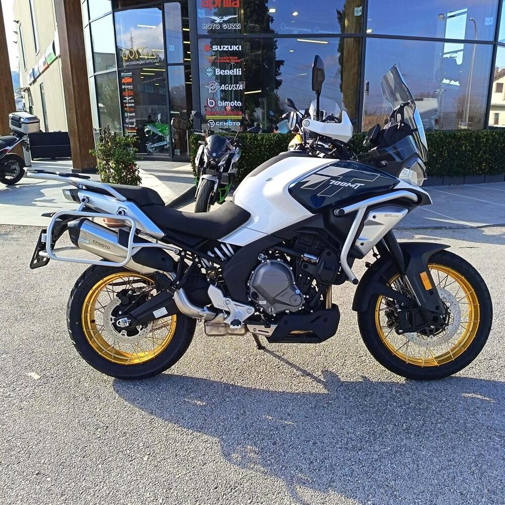 CFMOTO 700MT Adventure (2025 - 26) (22)