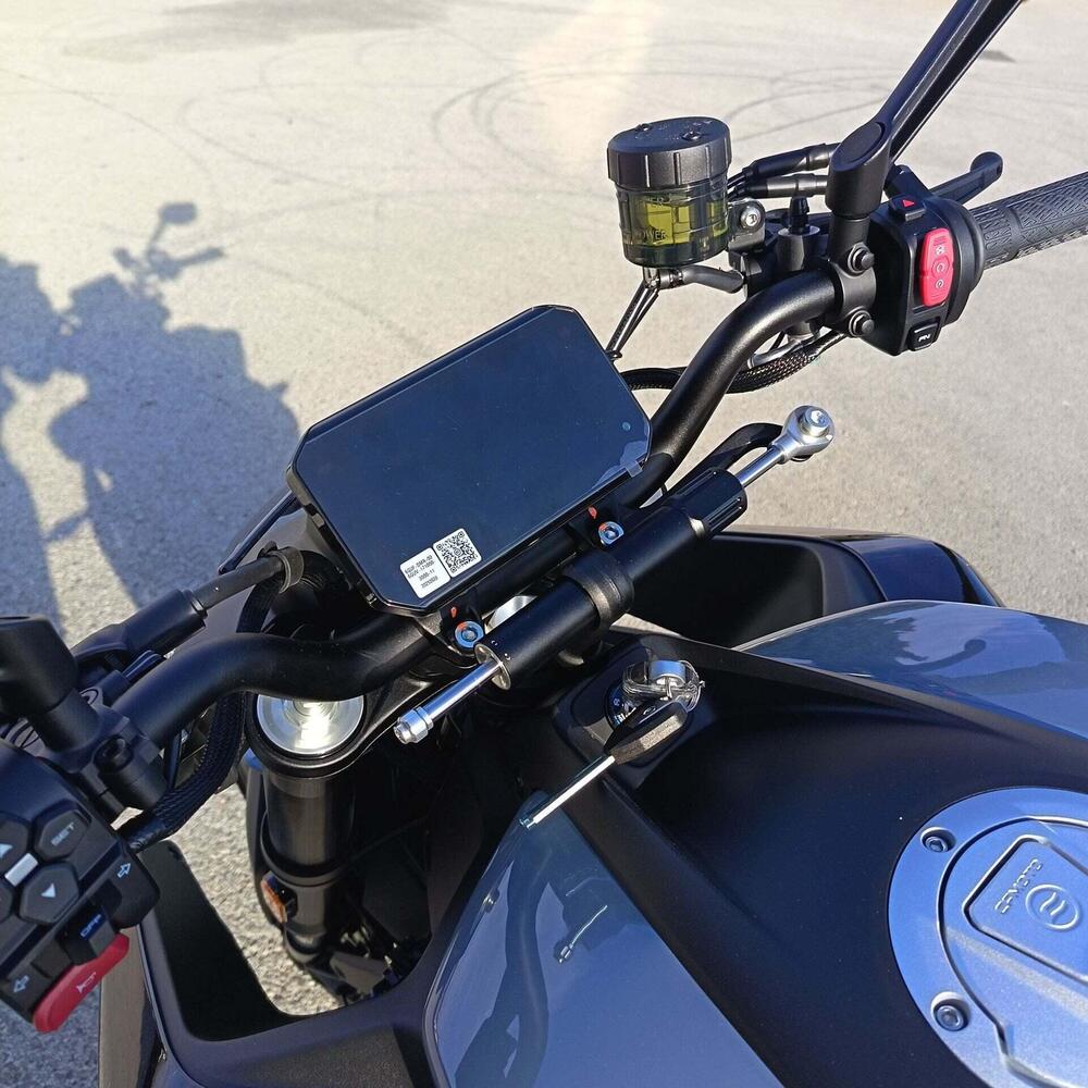 CFMOTO 675NK (2025 - 26) (7)