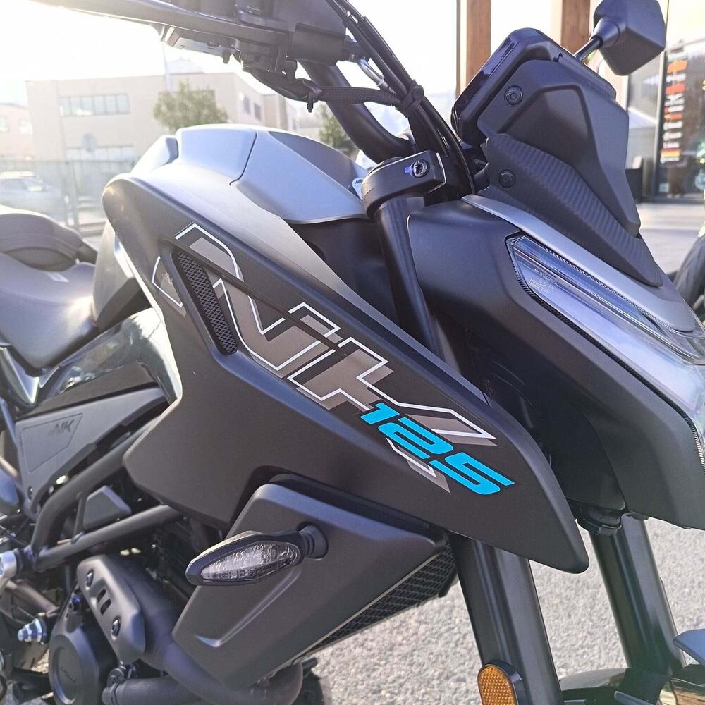 CFMOTO 125NK (2025 - 26) (4)