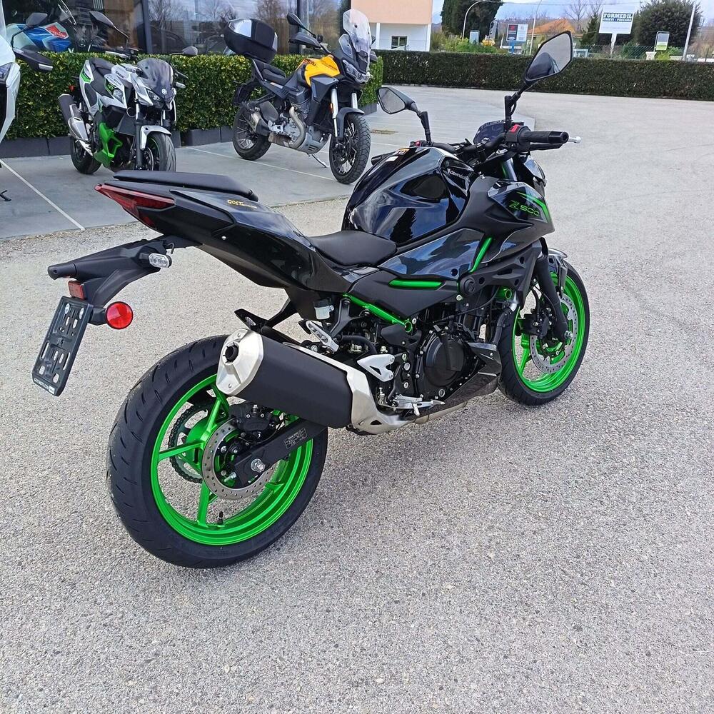 Kawasaki Z 500 SE (2024 - 26) (7)