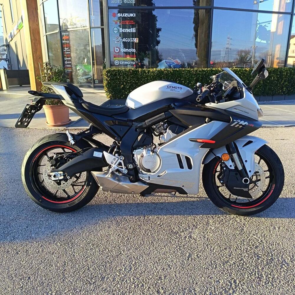 CFMOTO 675SR-R (2025 - 26) (2)