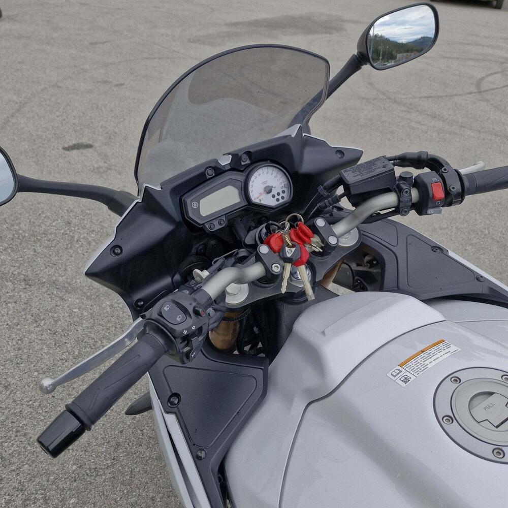 Yamaha Fazer 8 (2010 - 16) (5)