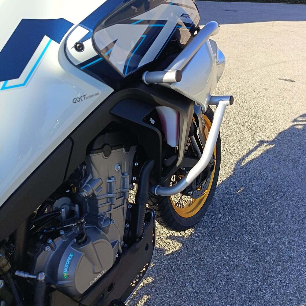 CFMOTO 800MT Explore (2023 - 26) (32)