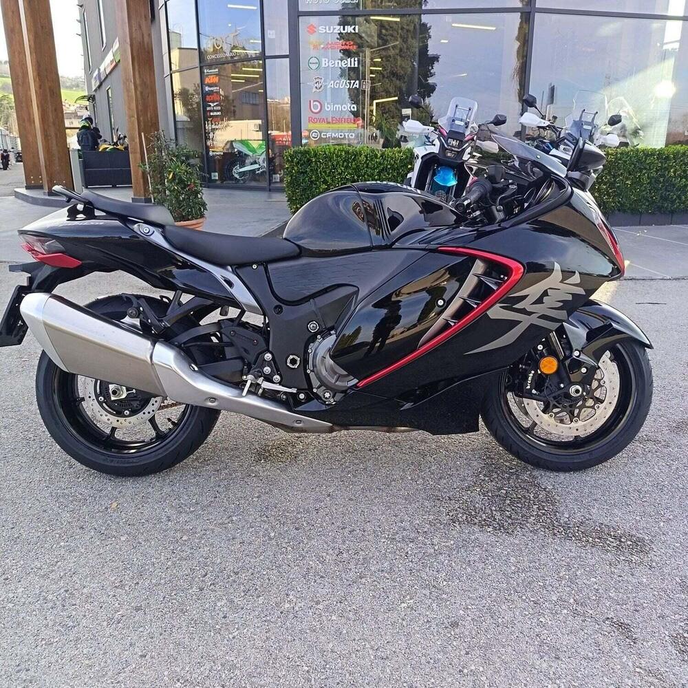 Suzuki GSX 1300 R Hayabusa (2026) (2)