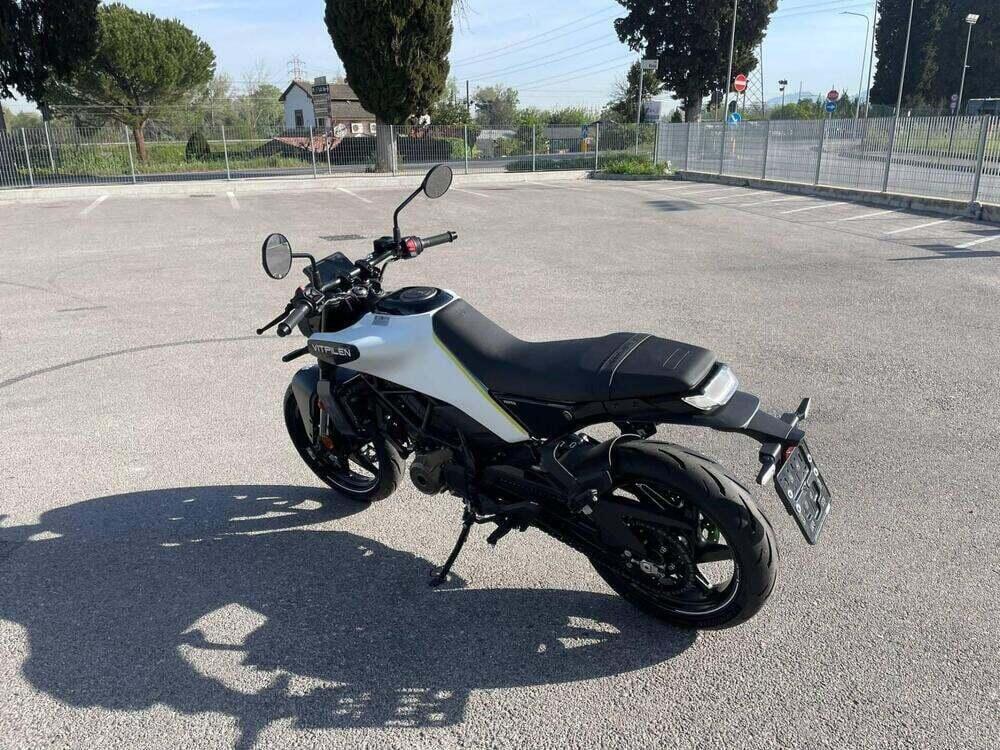 Husqvarna Svartpilen 125 (2024 - 26) (3)