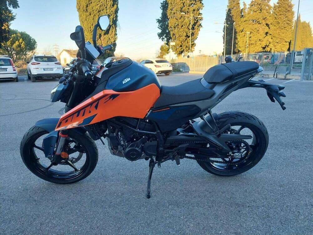 KTM 125 Duke (2024 - 25) (3)