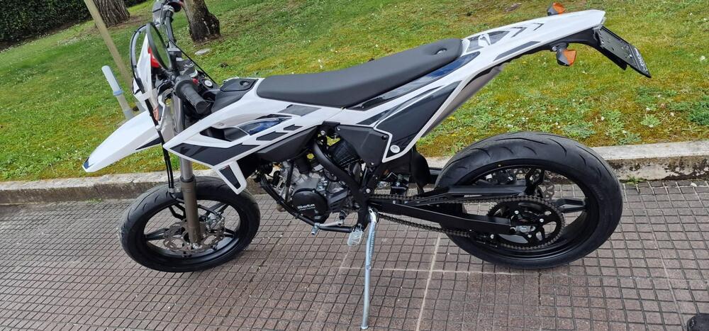 Betamotor RR 50 Motard (2021 - 26) (4)