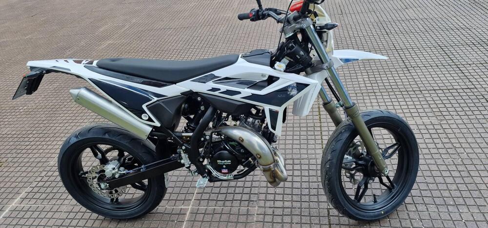 Betamotor RR 50 Motard (2021 - 26) (6)
