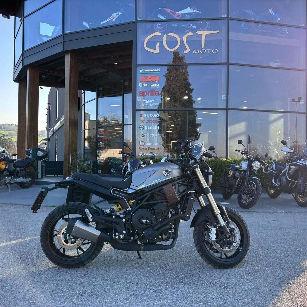 Benelli Leoncino 800 (2022 - 26)