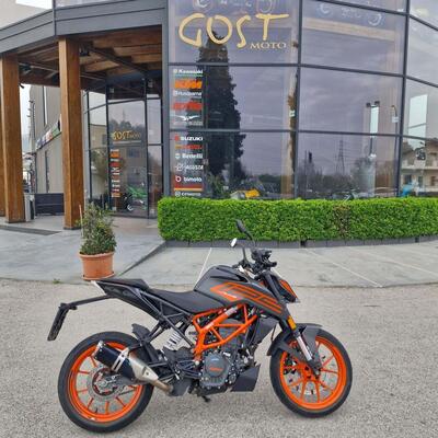 KTM 125 Duke (2021 - 23) usata