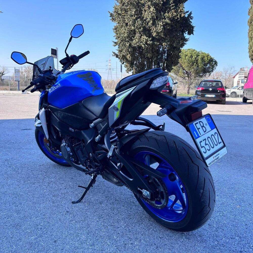 Suzuki GSX-S1000 (2021 - 25) (4)