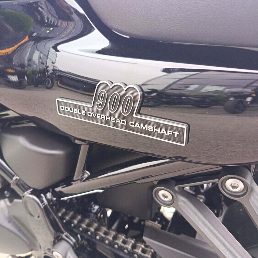 Kawasaki Z 900 RS Black Ball Edition (2026) (6)