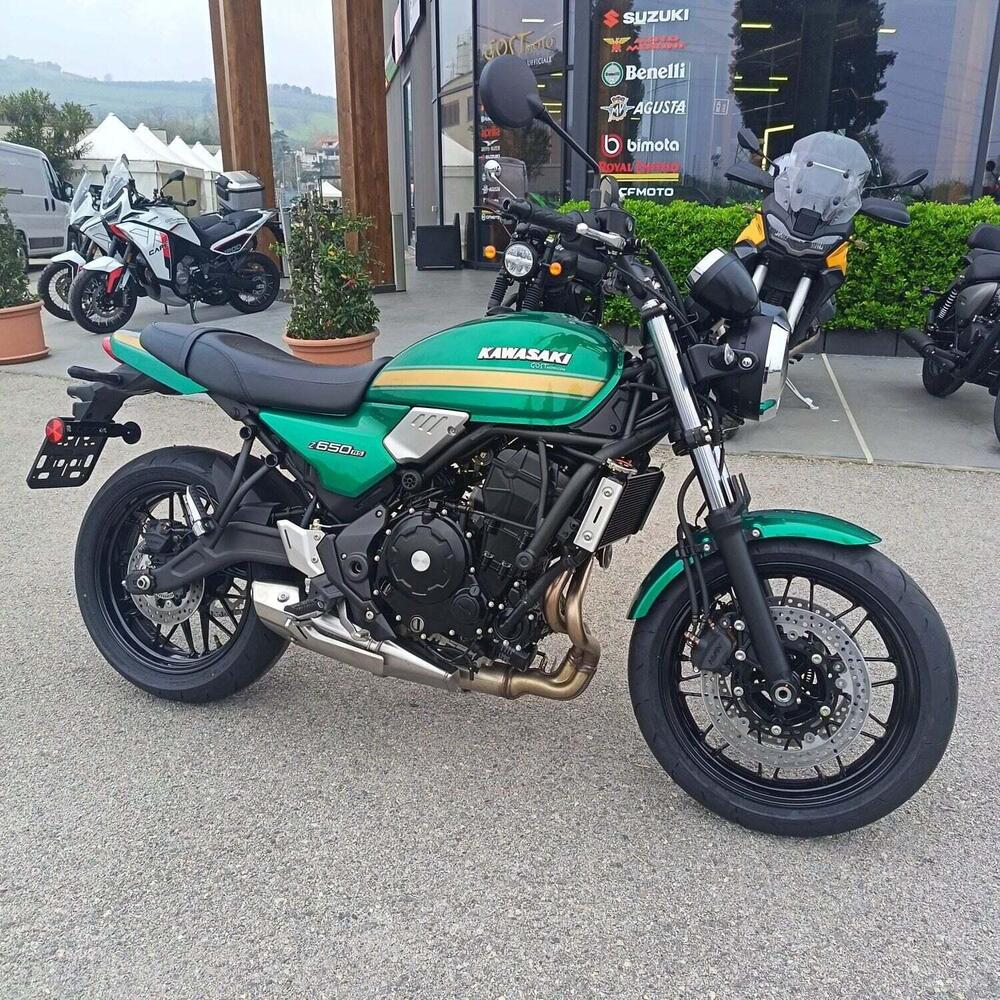 Kawasaki Z 650 RS (2025 - 26) (3)