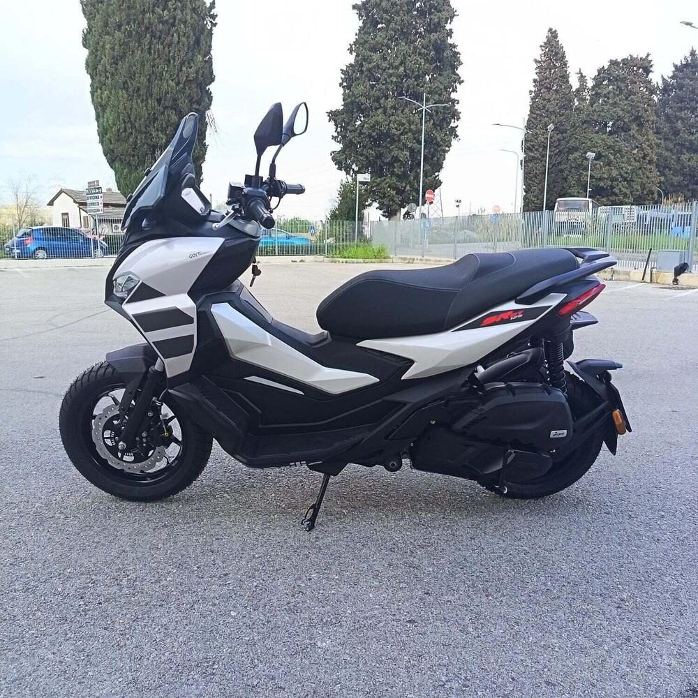 Aprilia SR GT 125 (2025 - 26) (6)