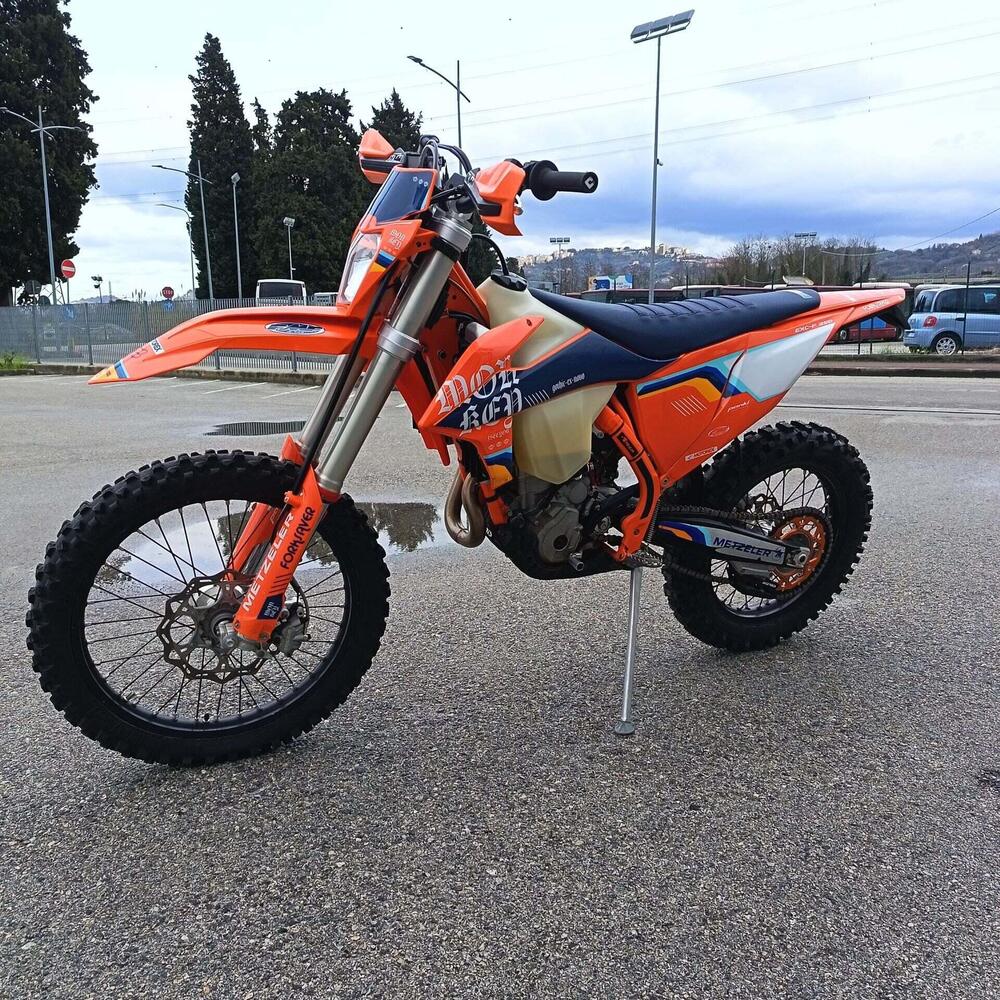 KTM 350 EXC-F Six Days (2024) (4)