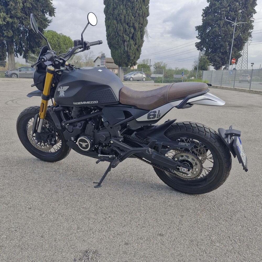 Moto Morini SEIEMMEZZO SCR (2022 - 26) (5)