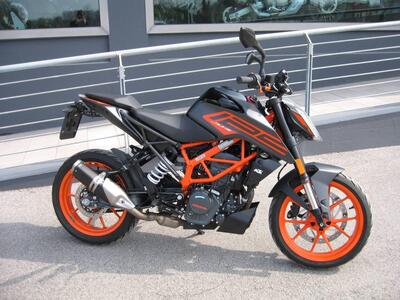 KTM 125 Duke (2021 - 23) usata
