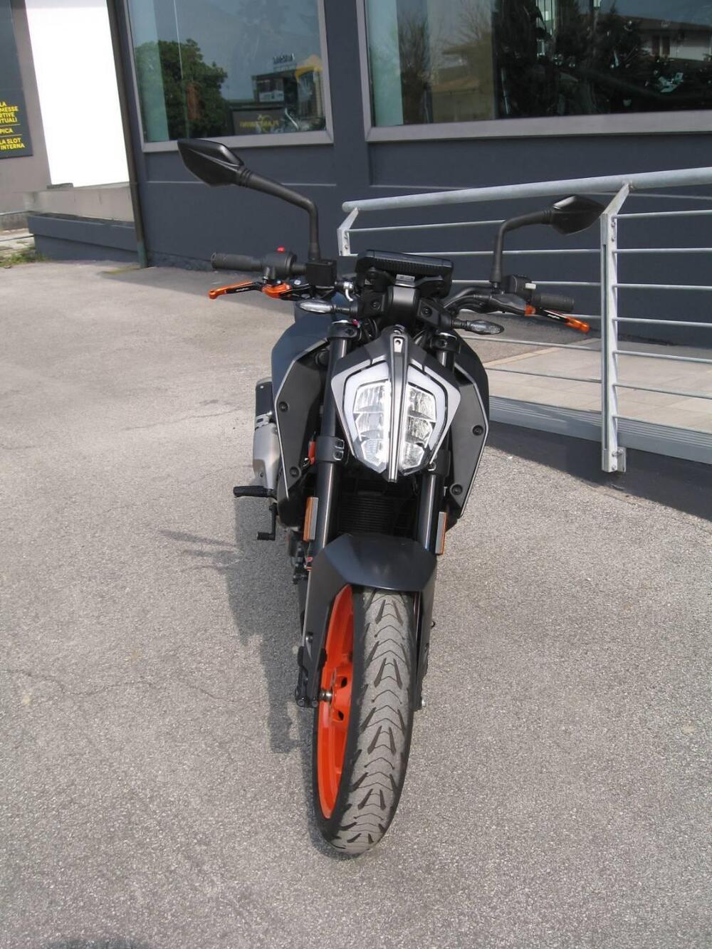 KTM 125 Duke (2021 - 23) (3)