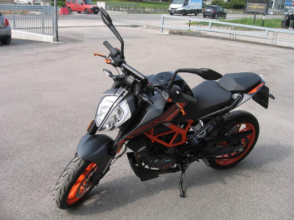 KTM 125 Duke (2021 - 23) (5)