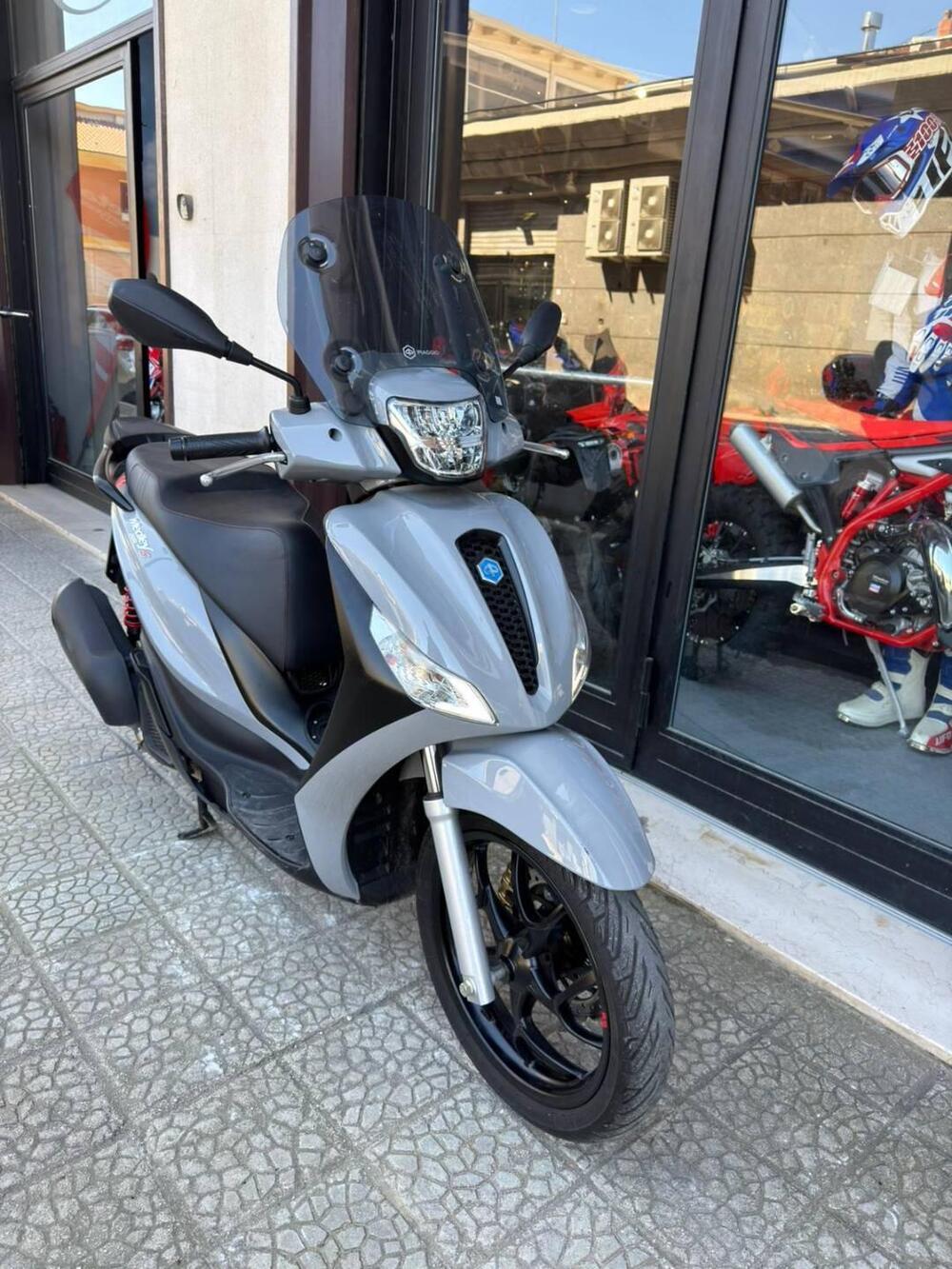 Piaggio Medley 125 S ABS (2021 - 24) (2)