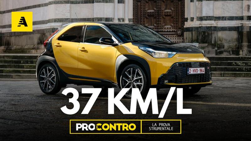 Toyota Aygo X Hybrid GR Sport: 37 km/l, 116 cavalli e un cuore da Yaris. Ecco tutti i pro e contro della prima full hybrid di segmento A (VIDEO)