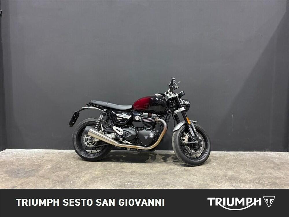 Triumph Speed Twin 1200 Stealth Edition (2024)