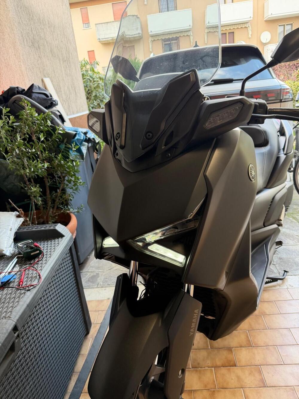 Yamaha X-Max 300 (2021 - 24) (3)