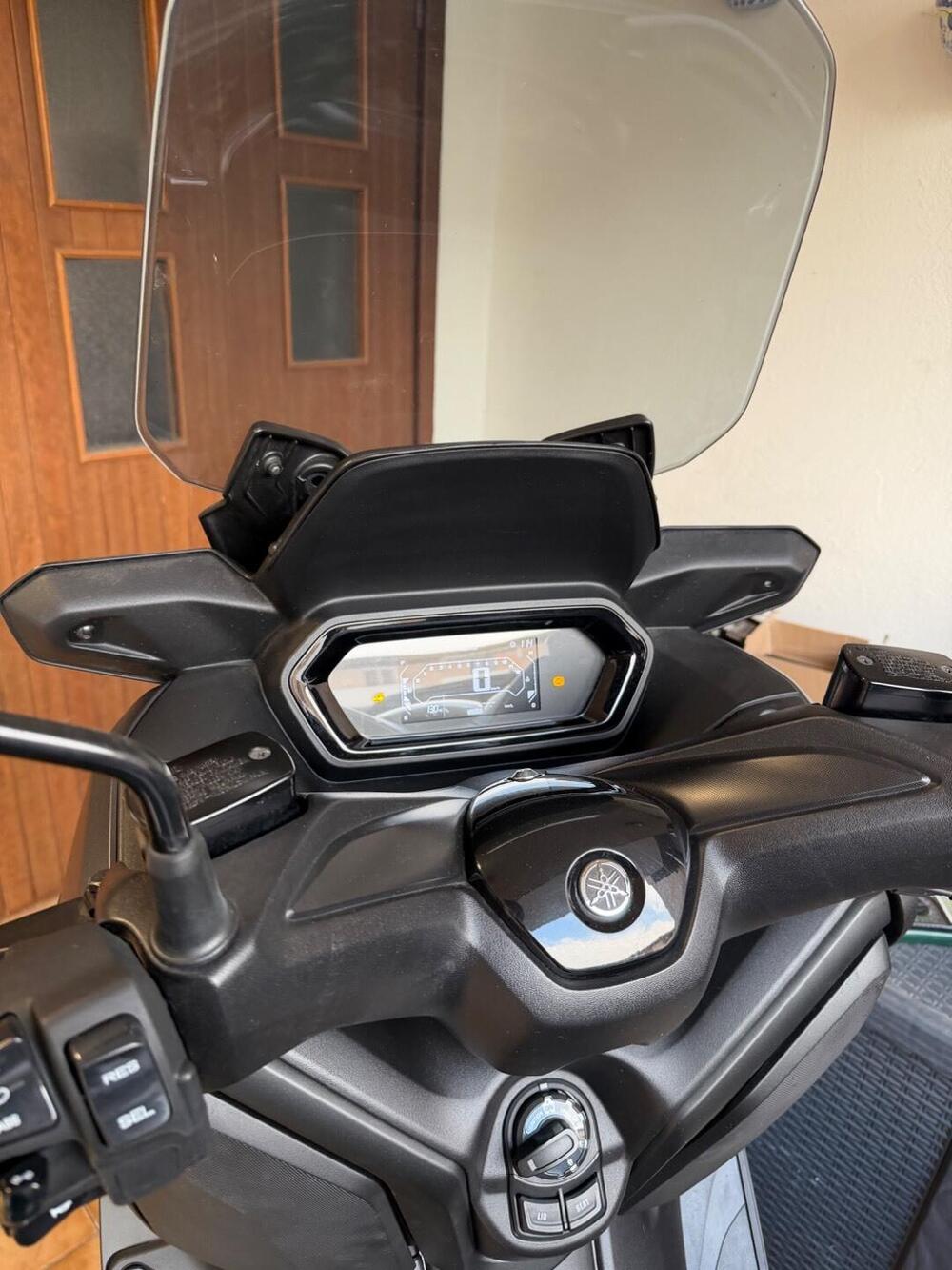 Yamaha X-Max 300 (2021 - 24) (4)