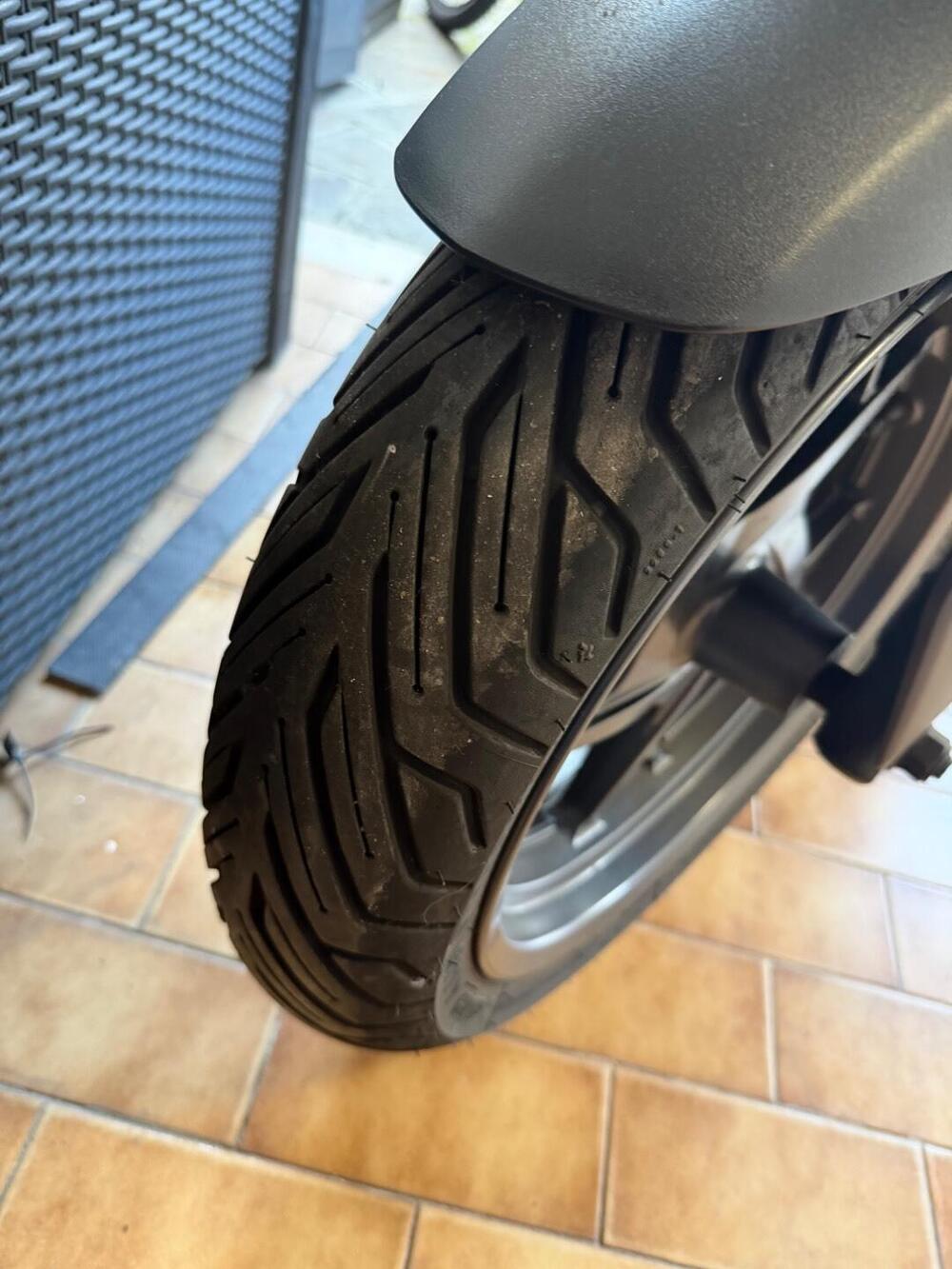 Yamaha X-Max 300 (2021 - 24) (7)